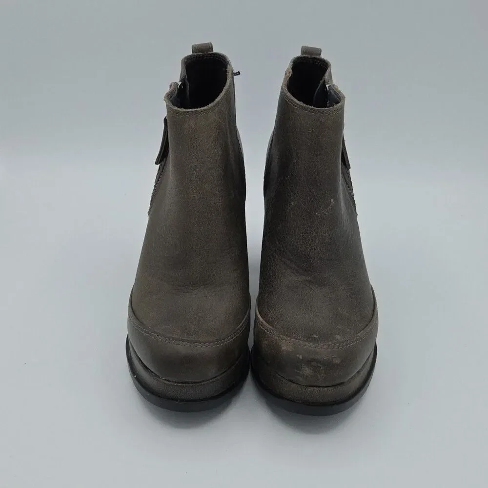 NWOB Sorel Blake Chunky Bootie Block Heel Quarry Gray Size 6.5 Side Zip Leather